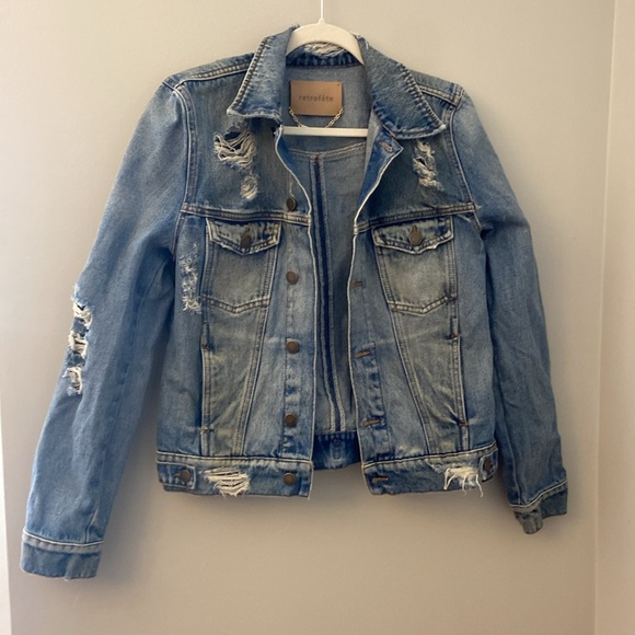 RETROFETE Karina Distressed Denim Jean Jacket in Zephyr size medium - Picture 3 of 15